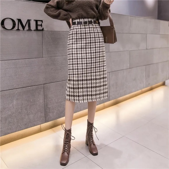 Vintage Wool Tweed Pencil Skirt - Picture 8 of 8